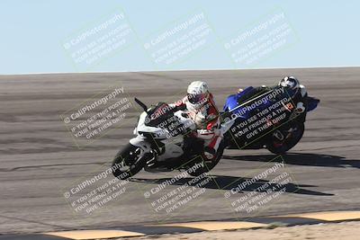 media/Oct-13-2025-Moto Forza (Mon) [[a66d839500]]/4-C Group/Session 2 (Bowl)/